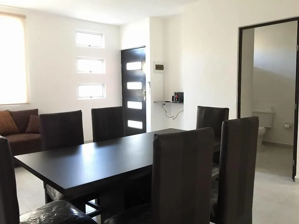 بيت للعطل فندق بويرتو موريلوسفي  Casa Palma Real J&B